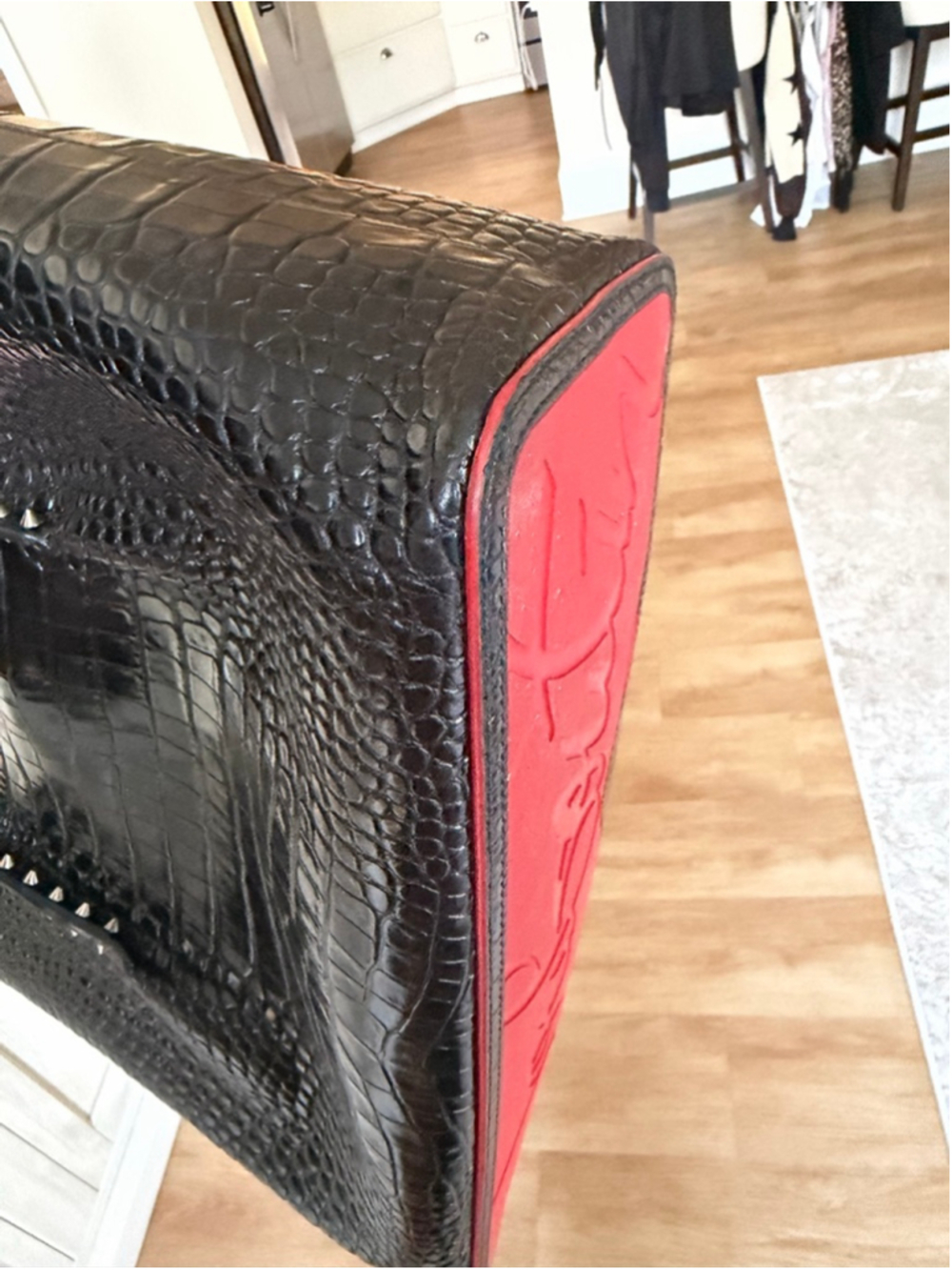 CHRISTIAN LOUBOUTIN CABAROCK EMBOSSED LARGE TOTE BAG Authentic - Picture 7 of 14